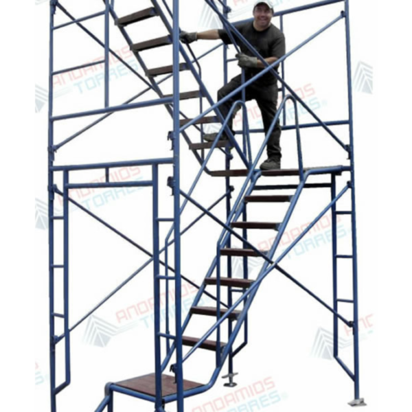 Andamio con escalera interna
